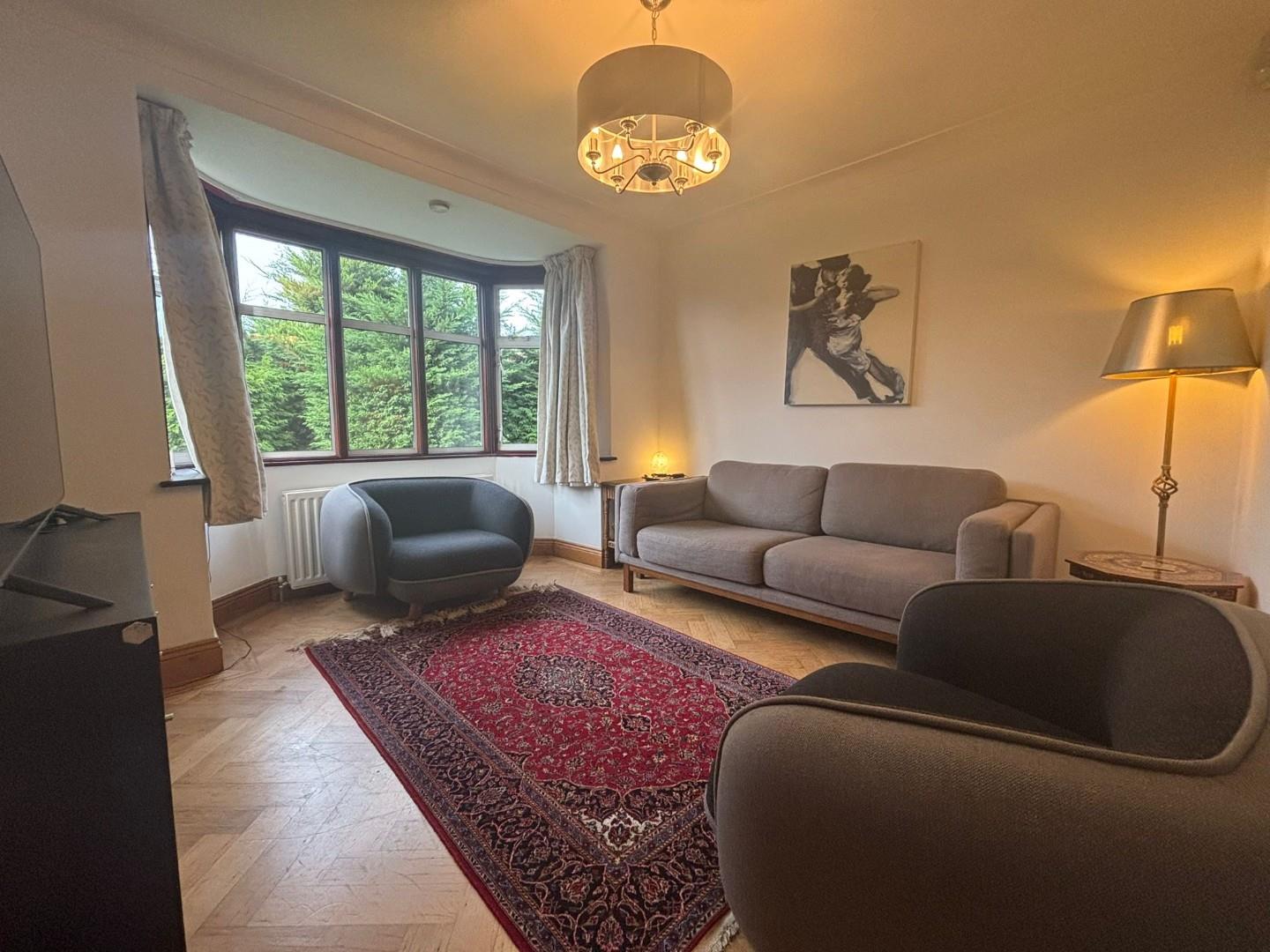 5 bed property in Selvage Lane, Mill Hill, NW7, London